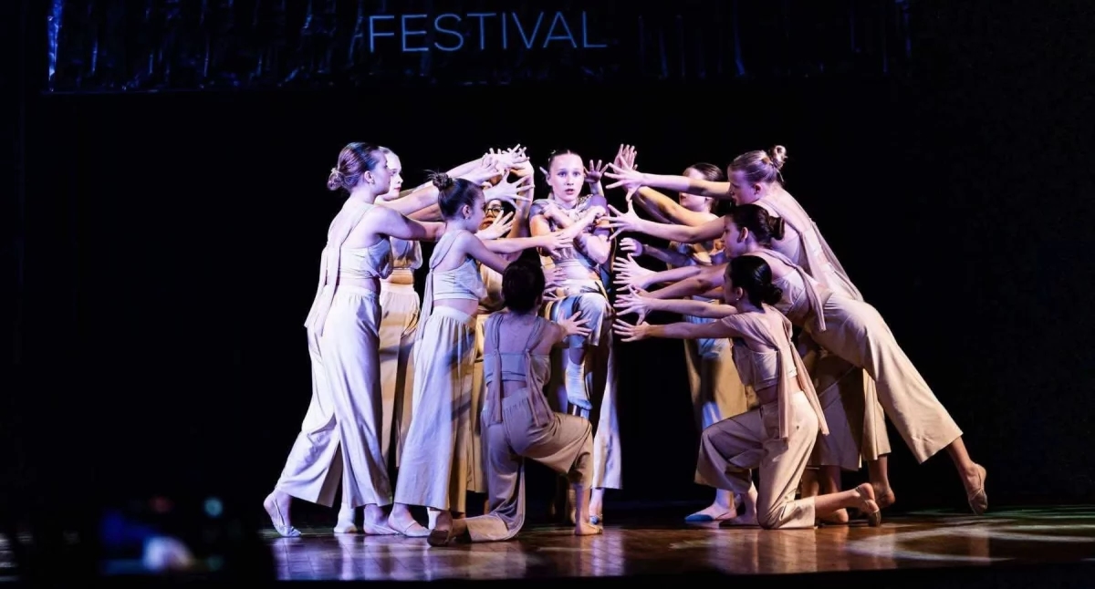 Realizza i sogni di tuo figlio e iscrivilo a una scuola di danza e acrobazia