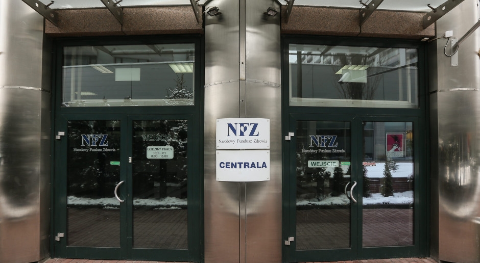 Ulusal Sağlık Fonu başkanının maaşı 33.000 PLN'nin üzerinde, ortalama maaş ise 10.493 PLN. Fonun maaşları ve ikramiyeleri ne kadar?