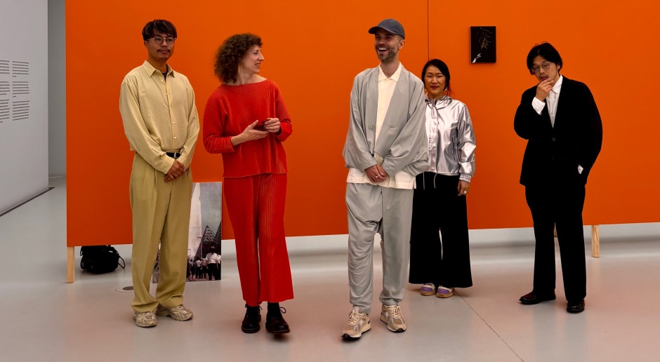 WELL ART: Japan as a Mirror for Poland. Paweł Pachciarek on the New Exhibition "East—East" at the Manggha Museum