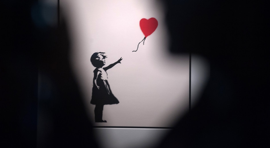 Banksy ha mostrato al mondo una nuova opera. C'è però un'incognita.
