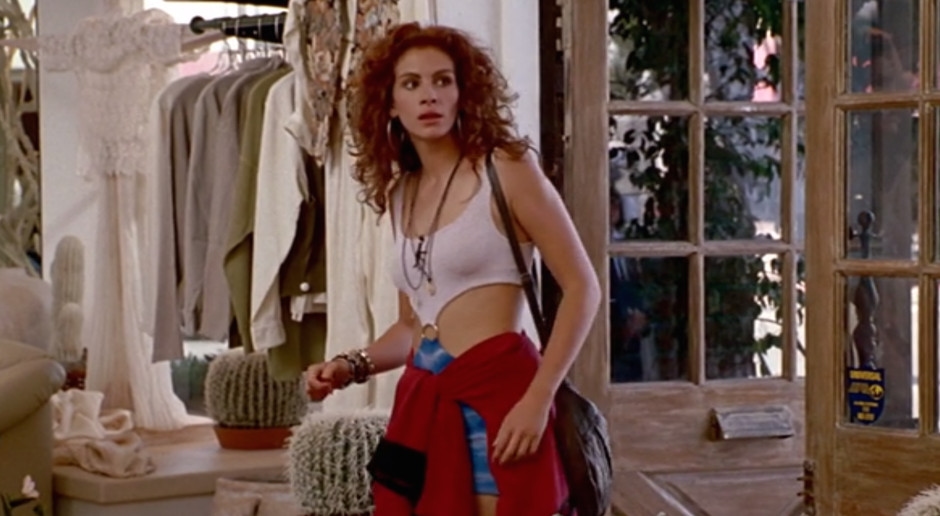 You dream of a dress from "Pretty Woman" or a shirt from "Les Misérables." This sale will get you some musical gems