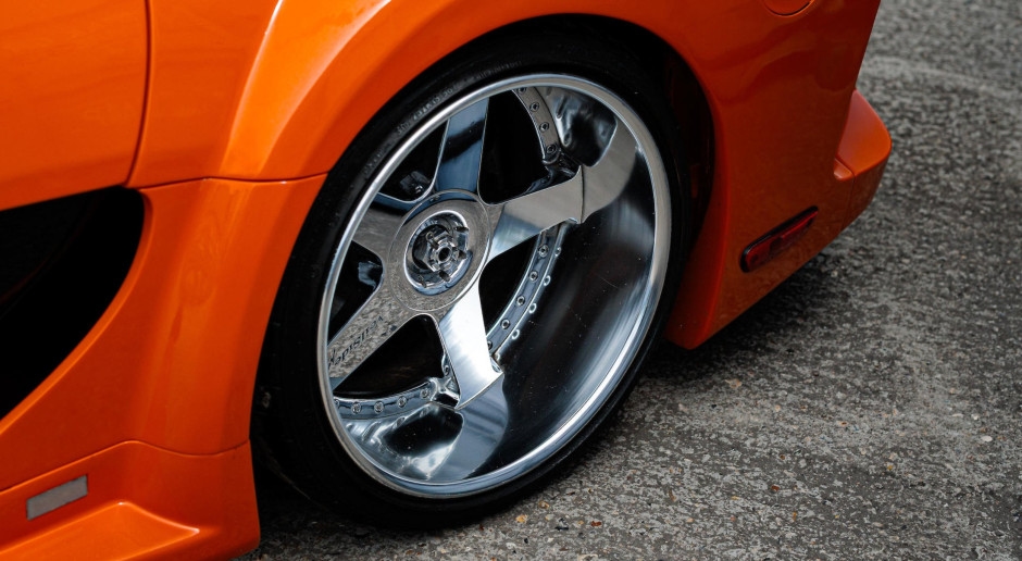 Os fãs de "Velozes e Furiosos" adoram este modelo. O famoso carro foi vendido por quase 4,5 milhões
