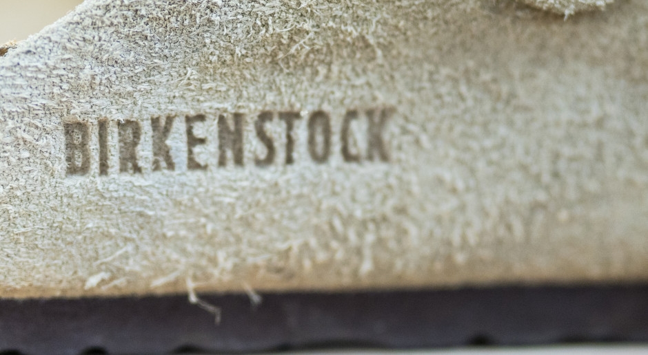 Chrome Hearts x Birkenstock são os chinelos mais exclusivos da temporada. Custam mais de 10.000 zlotys.