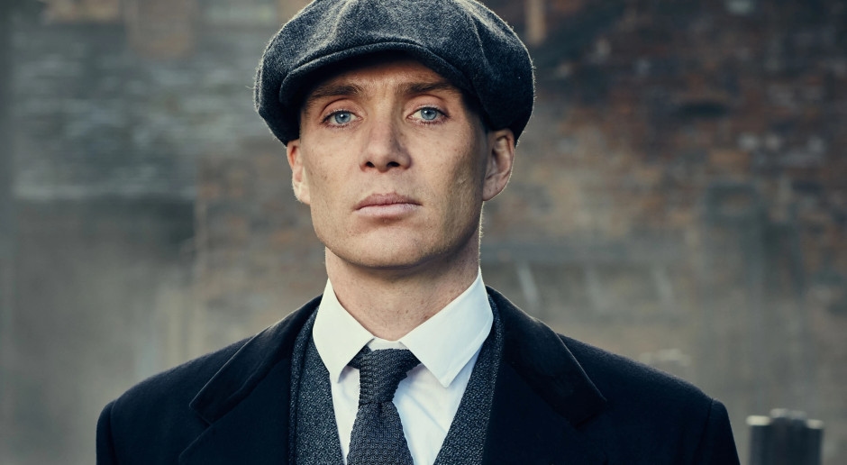O roteirista de "Peaky Blinders" está trabalhando em um novo "Bond". Será que vai ser um sucesso?