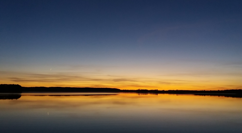 The "Polish Maldives" is one of the cleanest lakes in Poland. It may soon disappear.