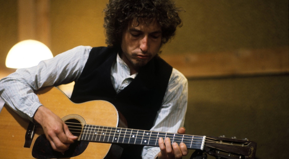 Is Bob Dylan getting ready to record another album? Fans have been waiting 5 years.