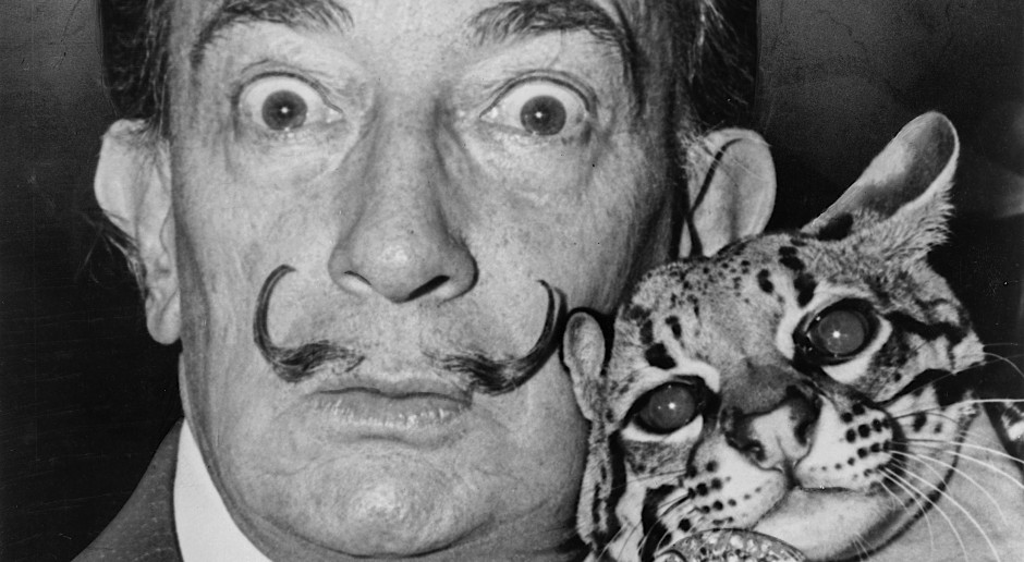 Salvador Dalí'nin sergisi başarısızlıkla sonuçlandı. İtalyan polisi 21 sanat eserine el koydu.