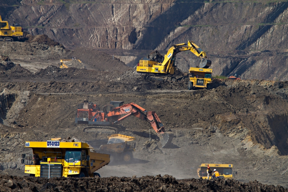 Fossil fuels will be with us for a long time. This report dispels any illusions.