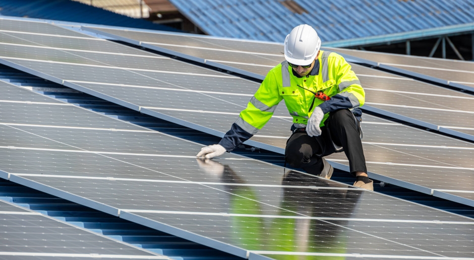 Fotovoltaico azzerato. I proprietari dei pannelli sono al muro a giorni alterni