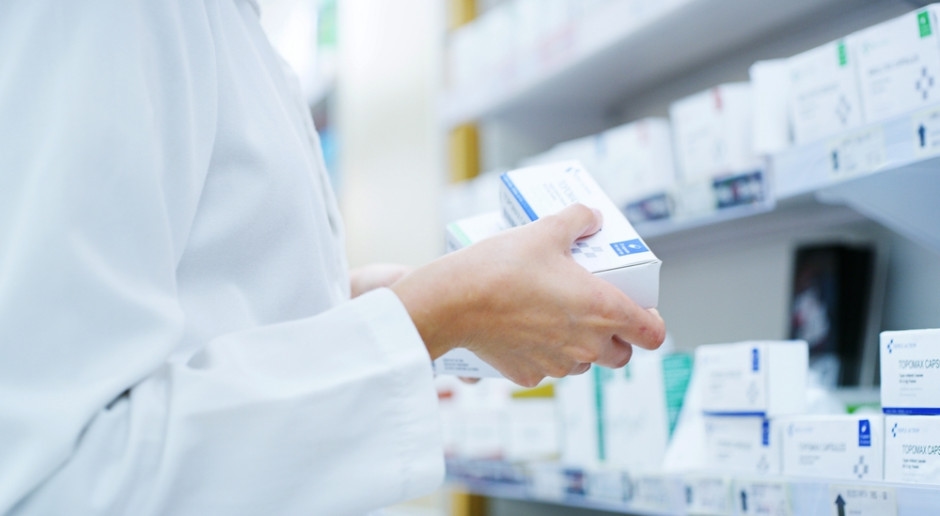 Het verbod op reclame voor apotheken is illegaal. Er is een uitspraak