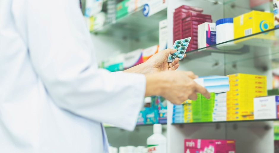Qual será o orçamento para medicamentos? Ainda está longe do limite legal.