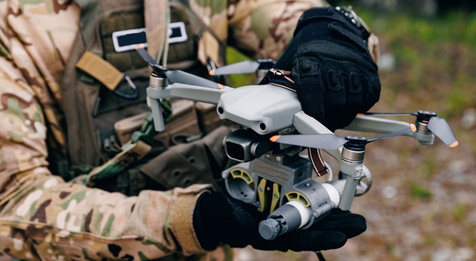 You Can't Cover a Rat with NRC Foil: How Russian Drones Track Attack Targets