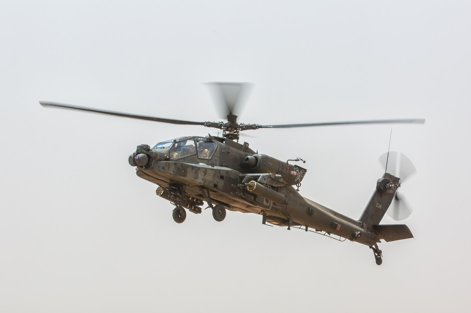 Kostbare militaire omwenteling begint. Eerste Apaches arriveren morgen in Polen.