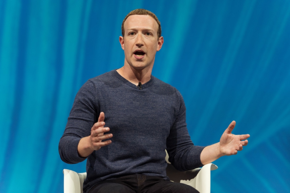 Inizia il processo sulla protezione dei dati di Facebook. Miliardi di dollari in gioco