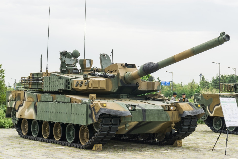 It was supposed to be completely different. A U-turn on tanks for Poland
