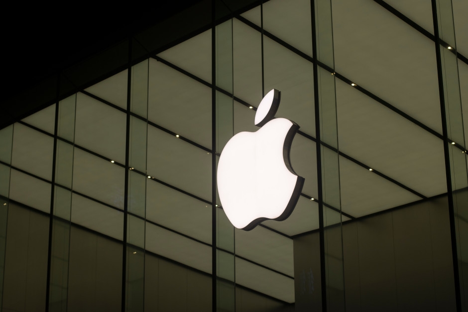 Apple oskarżone o kradzież technologii. Trwa sądowa batalia o odszkodowanie