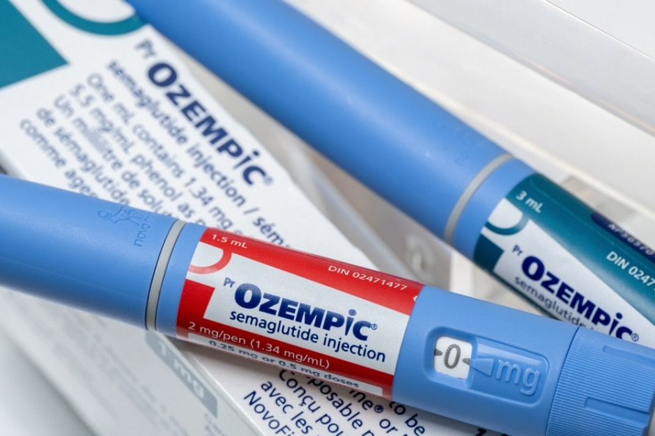 O fabricante de um conhecido medicamento para emagrecer está em apuros. Ele busca economia e vai demitir milhares de pessoas.