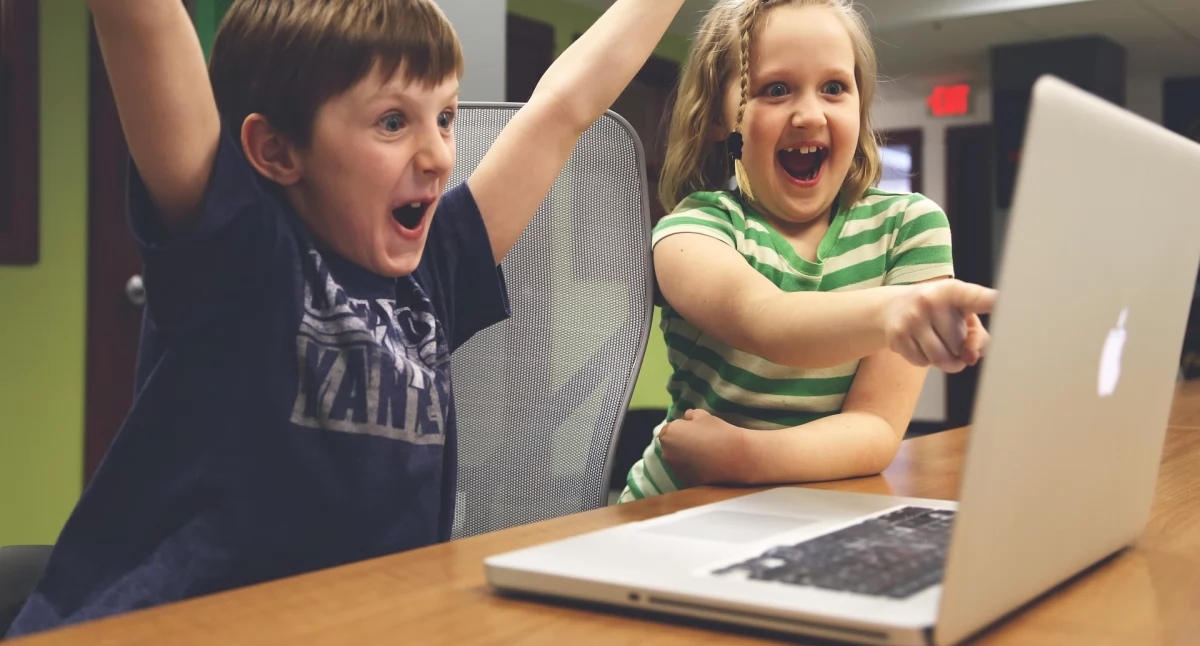 Amenaza digital para los niños: la UE alerta sobre la salud mental de los jóvenes