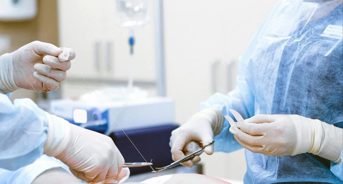 O hospital em Trzebnica é o único na Polônia que está novamente transplantando mãos de doadores falecidos.