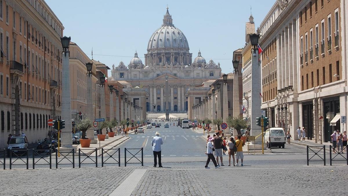 Una nueva institución en el Vaticano. La decisión del Papa justo antes de la hospitalización