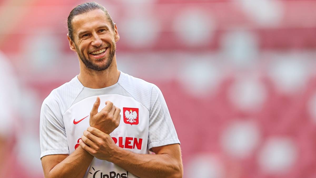 Grzegorz Krychowiak reminded the fans about himself! He scored a goal in an exciting clash