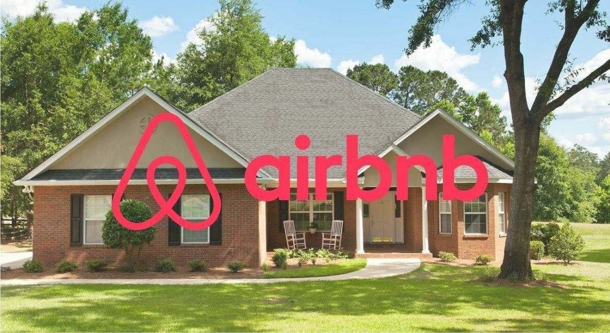Hanno affittato un Airbnb per tre settimane e, con quello che hanno fatto, hanno dovuto pagare una bolletta della luce di 1.400 euro.