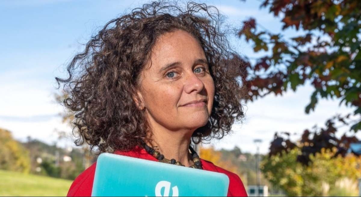 Expert op het gebied van kunstmatige intelligentie Marian García-Prieto: "Nieuwe technologieën kunnen helpen eenzaamheid onder ouderen te verminderen."