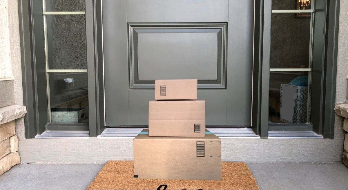 Das FBI ruft die Öffentlichkeit dazu auf, auf der Hut zu sein vor einem Betrug, der alle betrifft: „Sie erhalten ein Paket mit einem QR-Code zu Hause …“