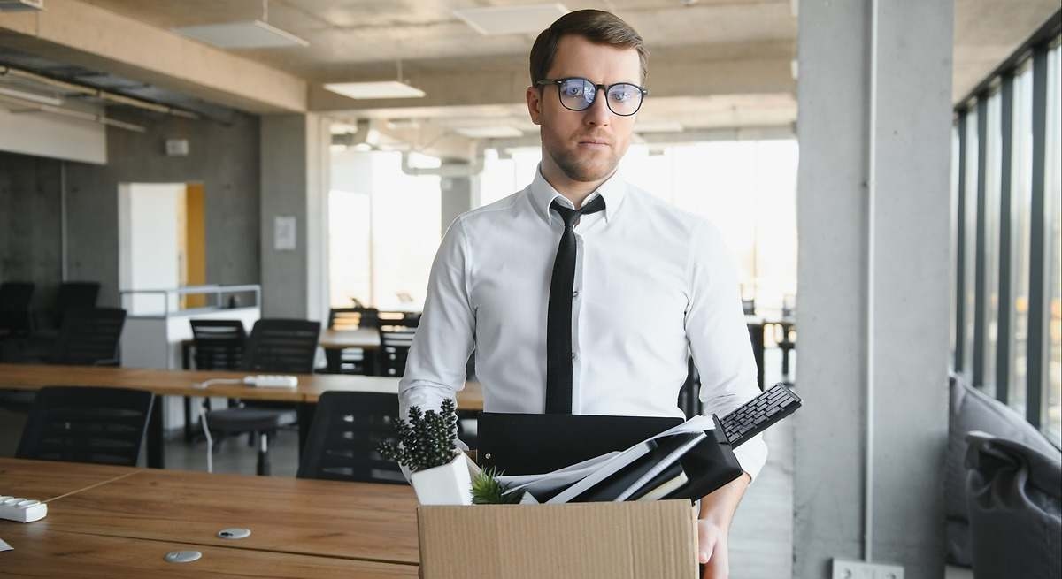 Arbeitnehmer, die einem der gängigsten Mythen über die Arbeitswelt zum Opfer fallen, verlieren möglicherweise einen Teil ihrer Abfindung, wenn sie ihr Unternehmen verlassen.