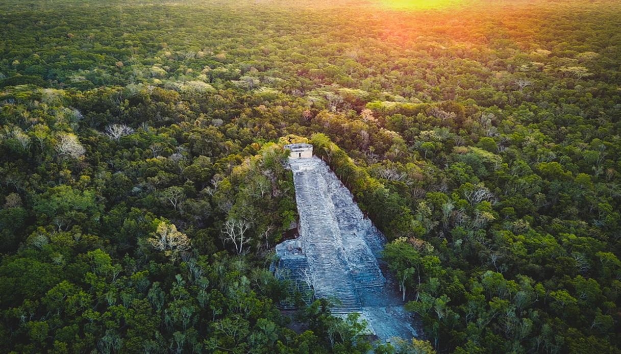 Il mistero della regina dimenticata dei Maya: la scoperta che riscrive la storia di Cobá