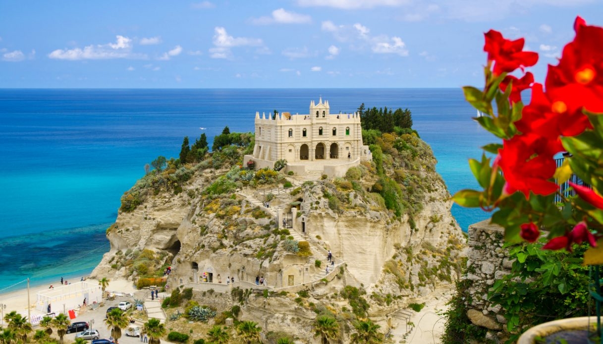 Tropea trekt veel kunstenaars aan, het dorp is en plein air geschilderd