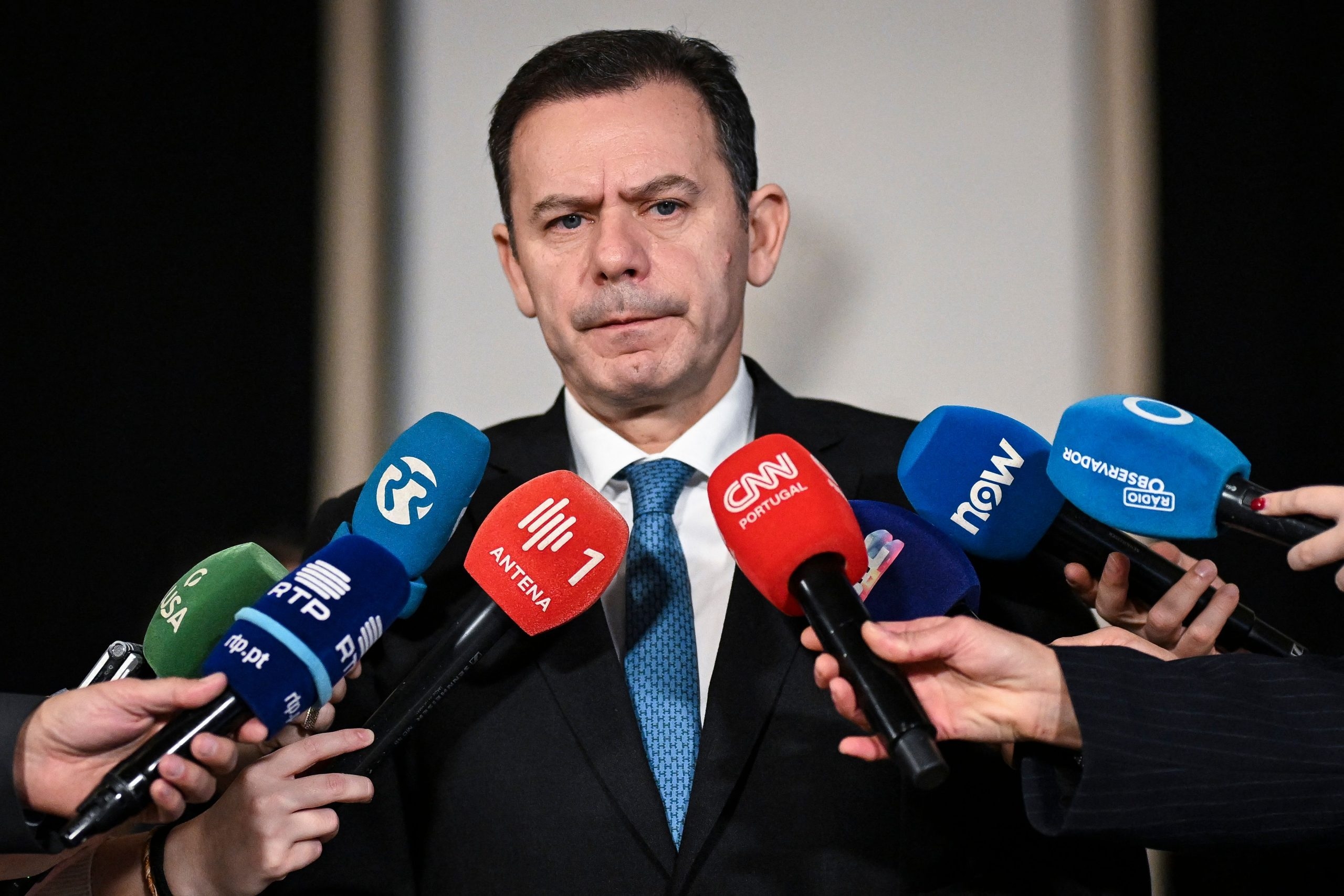 Eis os ministros  do novo Governo