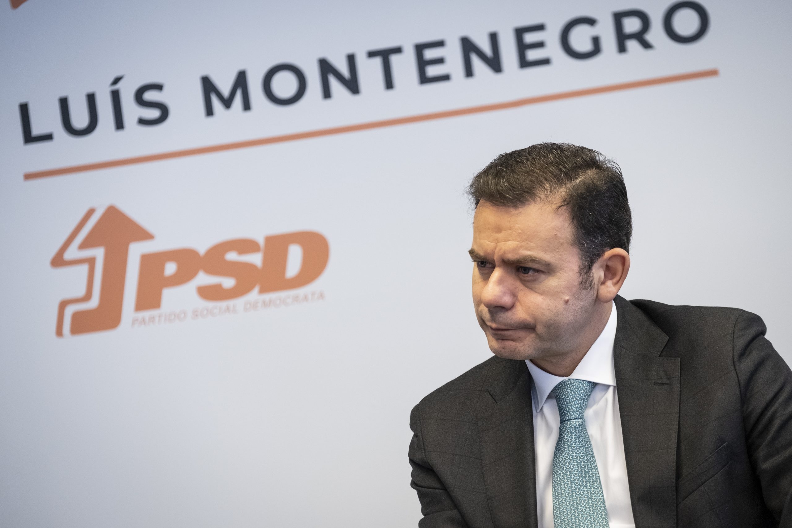Montenegro bekritiseert journalisten die blijven aandringen op het stellen van vragen over Spinumviva