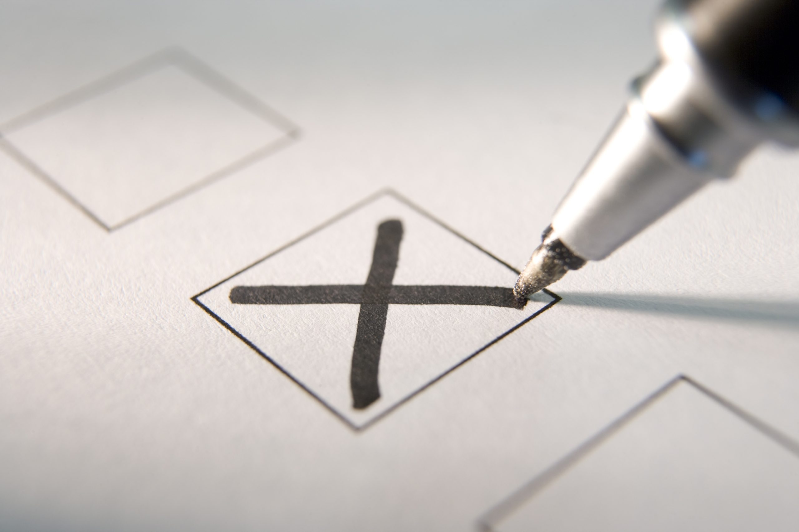 Votos dos emigrantes já começaram a ser contados