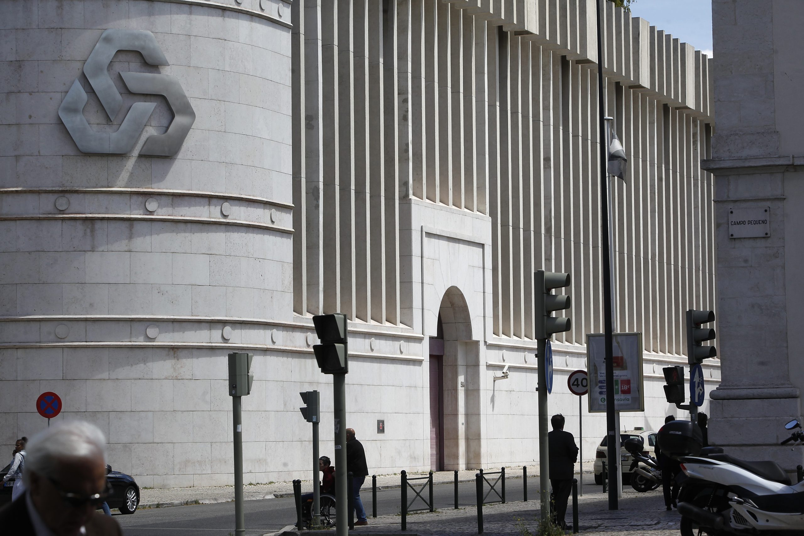 Four largest banks make more than 11.6 million profits per day