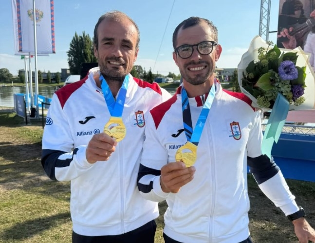 Canoístas José Ramalho e Fernando Pimenta são tetracampeões do Mundo de K2 maratonas