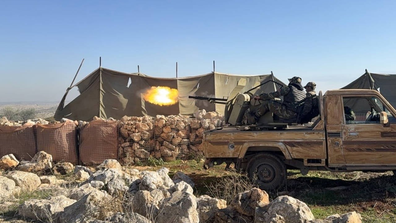 YPG y HTS se enfrentaron