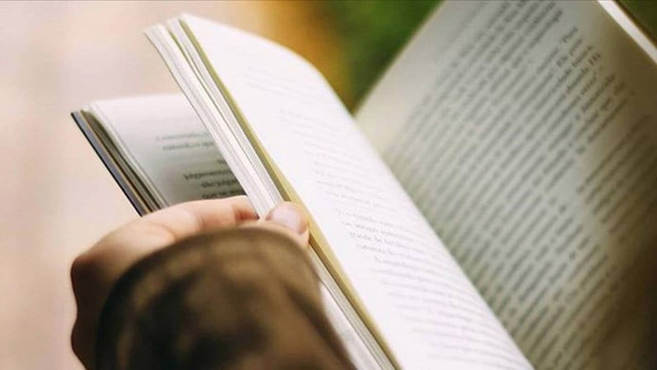 Apoyo con 'Libro suspendido'