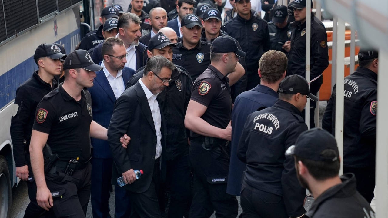Für das Regime ist es egal, was aus der Wahlurne kommt.