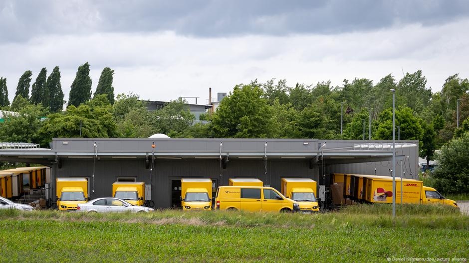 Una sustancia desconocida hiere a varios empleados de DHL en Baviera