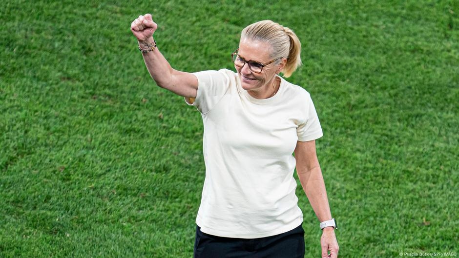 EURO 2025: Sarina Wiegman, finalista da Inglaterra