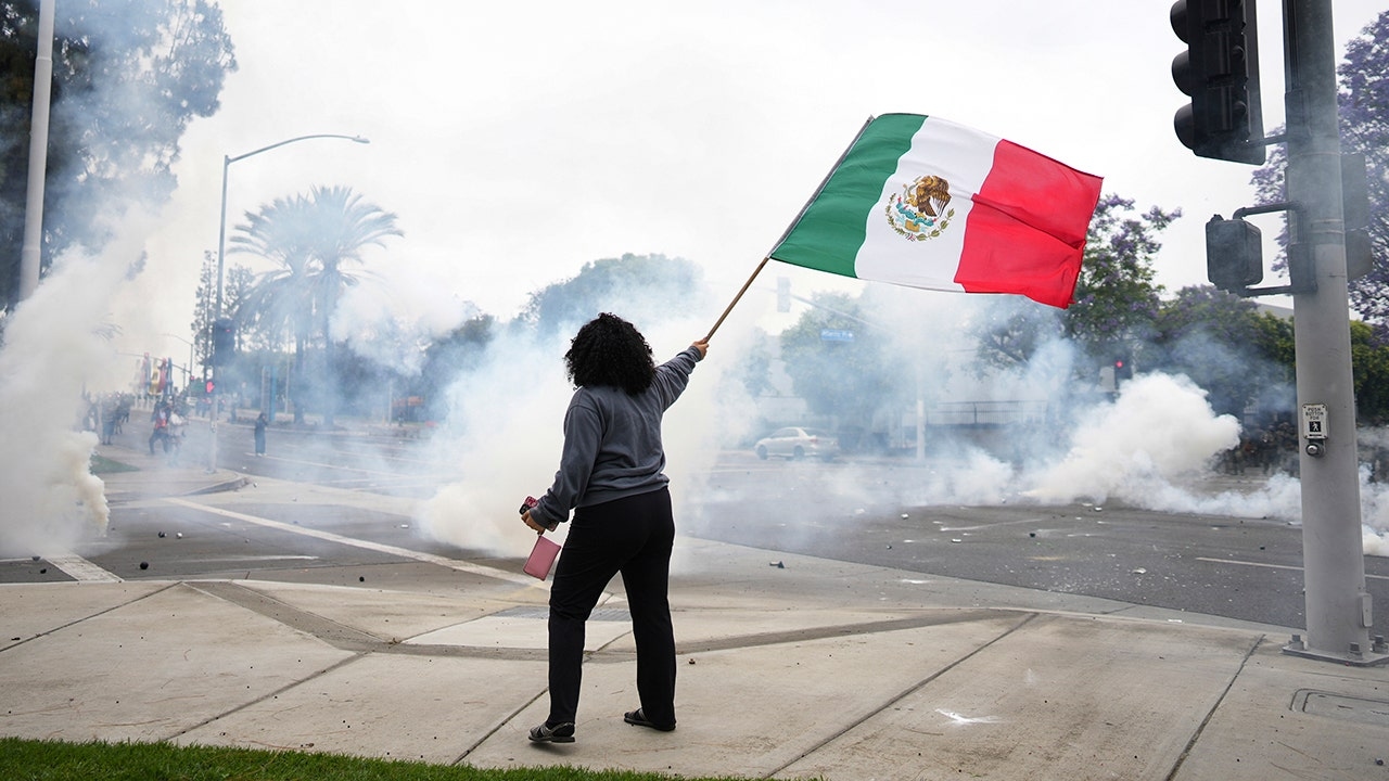 Trump-regering wil federaal verbod op ICE-activiteiten in Los Angeles opheffen