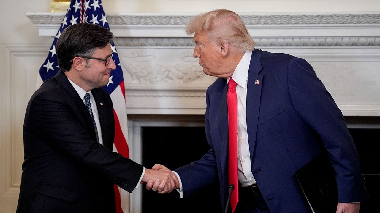Kongres przesłał pakiet cięć wydatków o wartości 9 mld dolarów na biurko Trumpa po nocnym głosowaniu w Izbie Reprezentantów