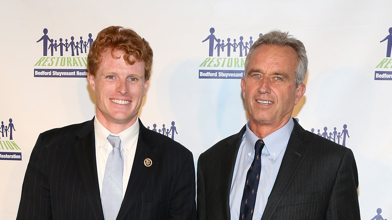 Joe Kennedy III critica duramente a RFK Jr. tras una tensa audiencia en el Senado, lo que aviva las disputas internas en la familia Kennedy: "Debe dimitir".