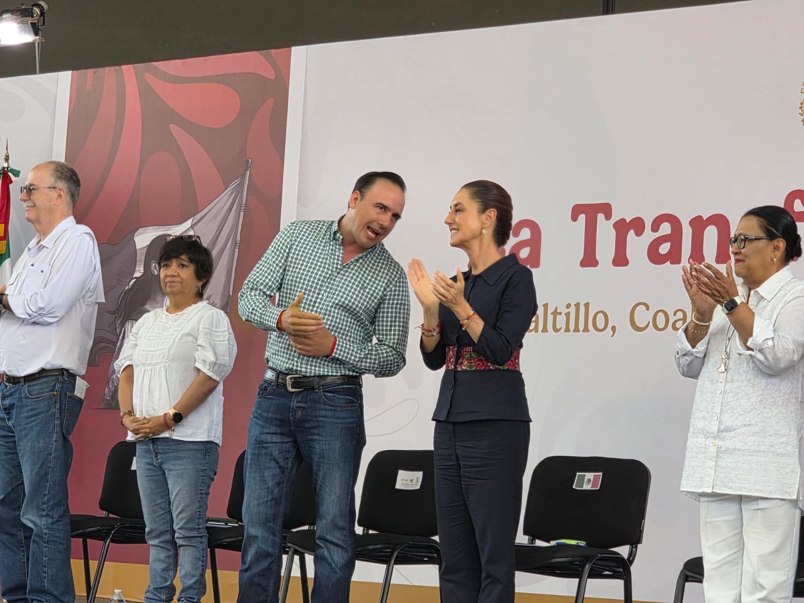 Claudia Sheinbaum anuncia o início da construção do trem Saltillo-Nuevo Laredo.