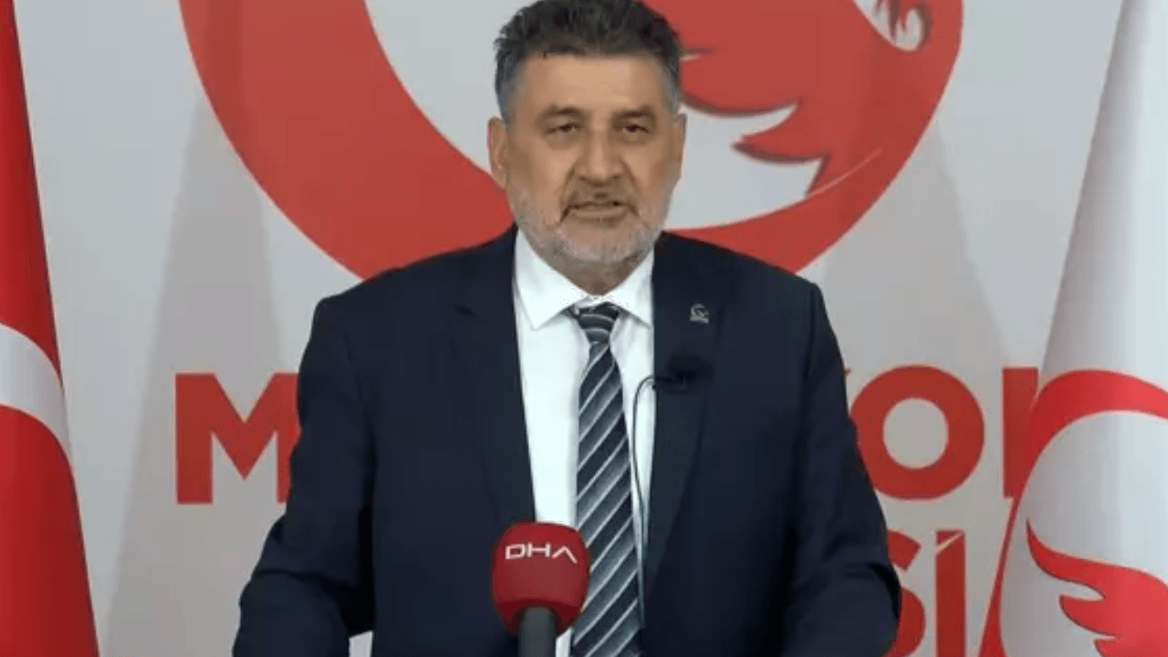 O presidente do Partido Caminho Nacional, Remzi Çayır, foi hospitalizado