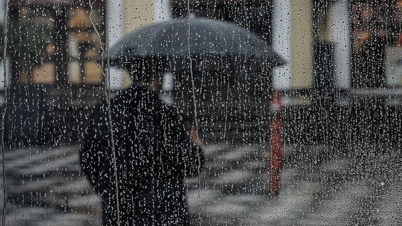 Het lenteweer is in aantocht! Zware regenval in Istanbul dit weekend