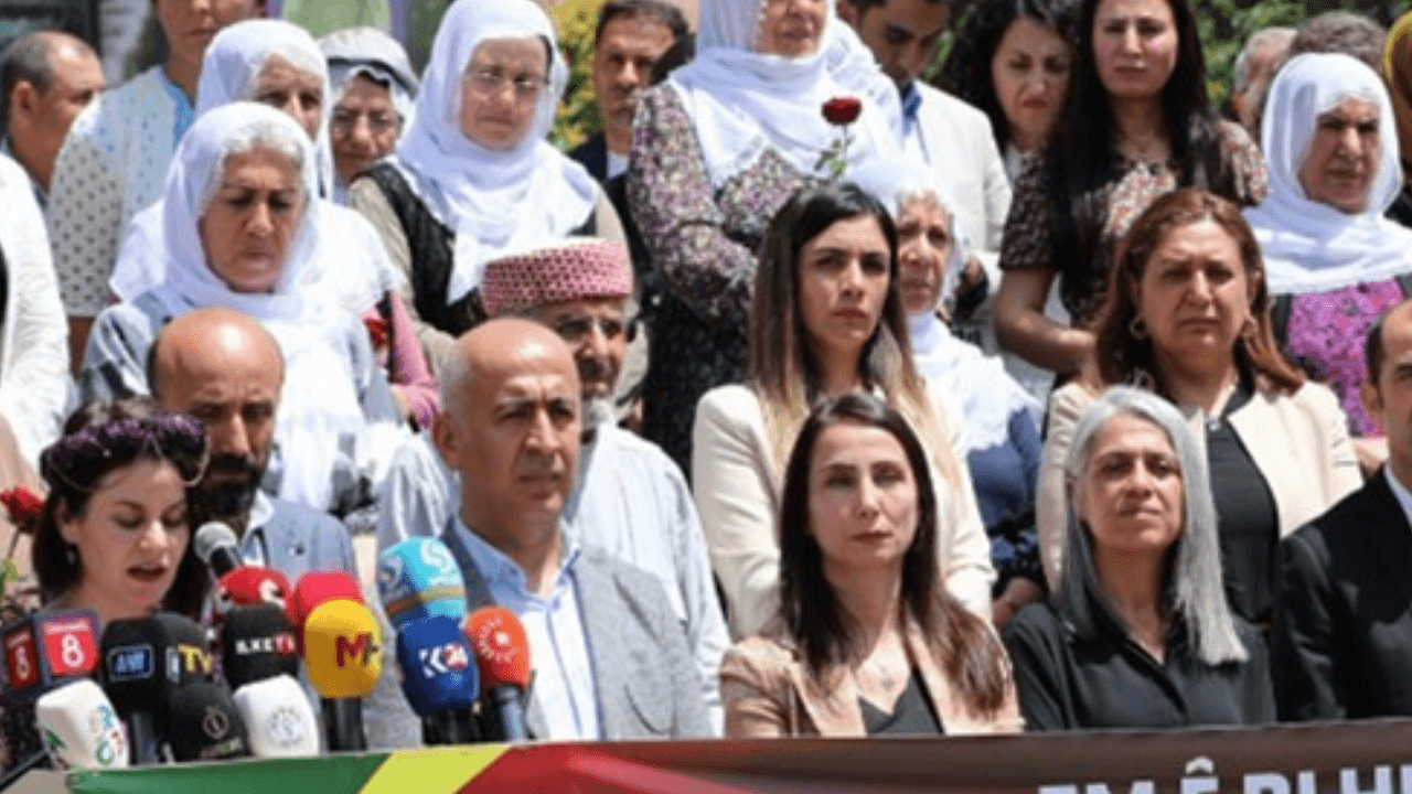 Znaczący krok przed decyzją o rozwiązaniu PKK! Powstała Inicjatywa Jedności Demokratycznej