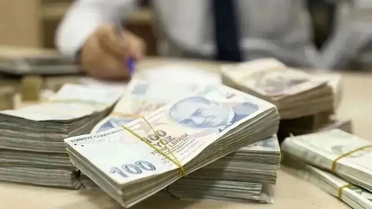 Wyścig o odsetki od depozytów w bankach! Miesięczny zwrot 2 milionów TL gwałtownie wzrósł