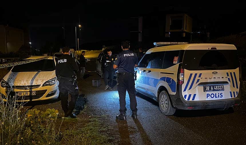 Ele atirou em 3 pessoas com quem discutiu na rua sem pestanejar